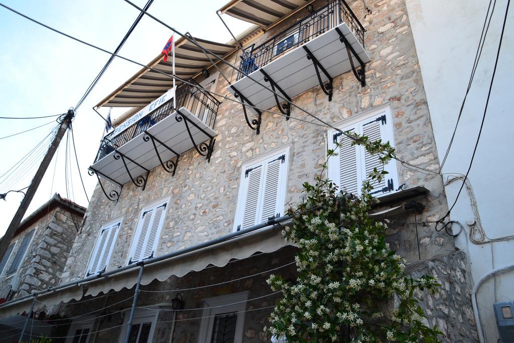 Pension Efie Hydra  Exterior photo